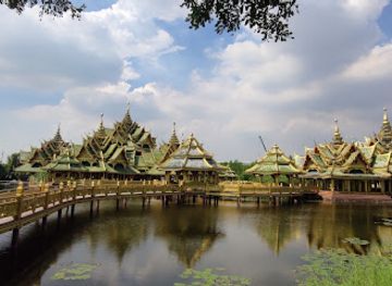 thailand/samut-prakan/attraction/the-stupa-of-phra-maha-that-nakhon-si-thammarat-007