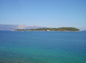 albania/gjirokaster/attraction/nisida-vido