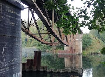 poland/bory-tucholskie/attraction/grob-nieznanego-zolnierza