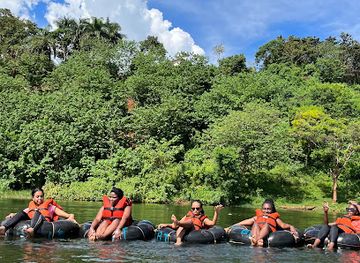 uganda/jinja-source-of-the-nile/attraction/jinja-tours-and-safaris