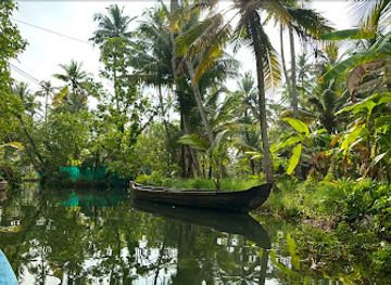 india/kerala-backwaters/attraction/munroe-island-canal