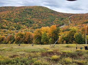 massachusetts/mount-greylock-state-reservation/attraction/jiminy-peak-mountain-resort