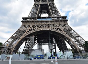 france/ile-de-france/attraction/eiffel-tower