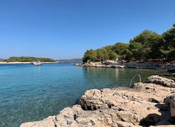 croatia/hvar/attraction/mlini