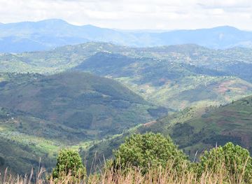 rwanda/karongi/attraction/shyunda-mountain