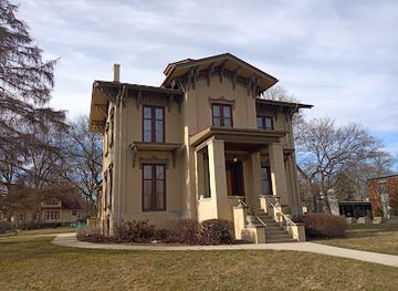 illinois/aurora/attraction/william-tanner-house
