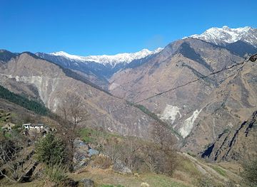 india/valley-of-flowers-national-park/attraction/gwaan-dhaar-ashutosh-semwal