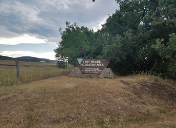 south-dakota/bear-butte-state-park/attraction/ft-meade-recreation-area-park