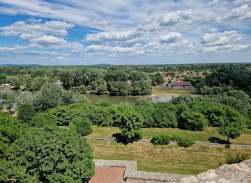 hungary/cserehat/attraction/castle-of-sarospatak