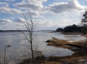 maine/brunswick/attraction/maquoit-bay-conservation-land