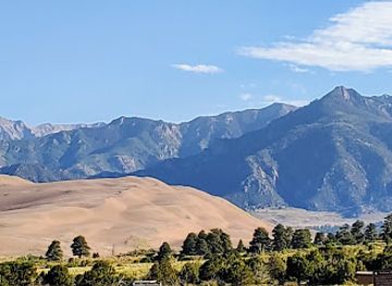 colorado/great-sand-dunes-national-park-and-preserve/attraction/great-sand-dunes-visitor-center