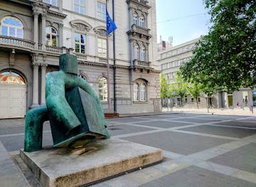 czechia/moravia/attraction/statue-justice