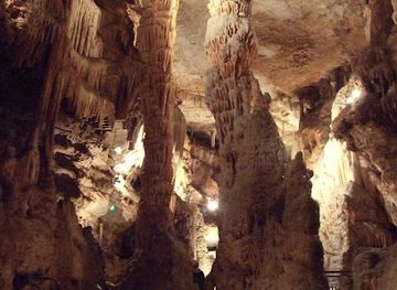 france/midi-pyrenees/attraction/grottes-de-presque