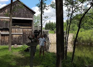 wisconsin/kettle-moraine-state-forest/attraction/wade-house-historic-site