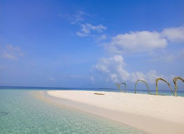 tanzania/zanzibar-archipelago/attraction/fins-zanzibar-snorkeling-and-sandbank