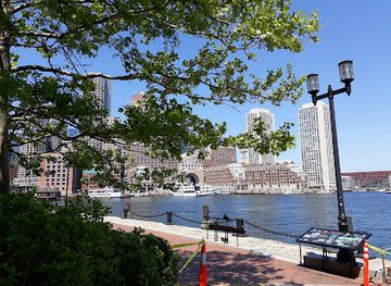 massachusetts/south-shore/attraction/fan-pier-park
