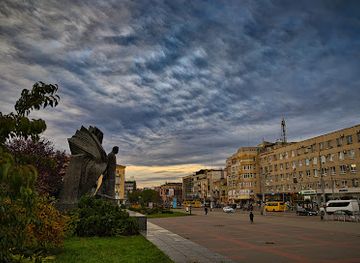 ukraine/ivano-frankivsk/attraction/monument-to-ivan-franko