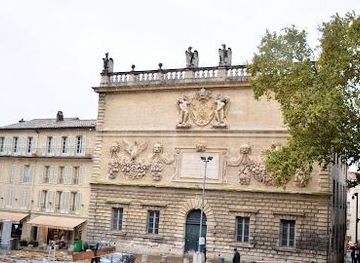 france/nimes/attraction/hotel-des-monnaies