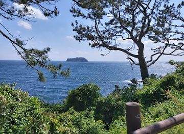 south-korea/jeju-island/attraction/dombenanggol