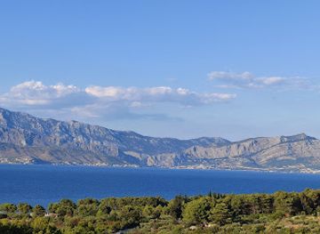 croatia/brac-island/attraction/trolokve-three-ponds-park