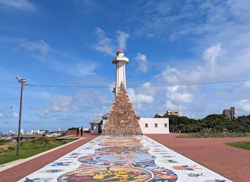 south-africa/addo-elephant-national-park/attraction/donkin-reserve-pyramid-and-lighthouse