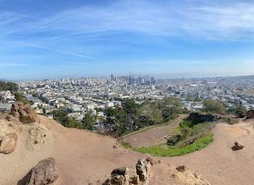 california/daly-city/attraction/corona-heights-park