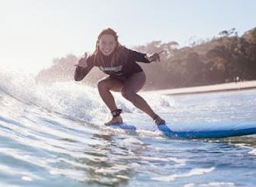 australia/byron-bay/attraction/mojosurf-surf-school-byron-bay