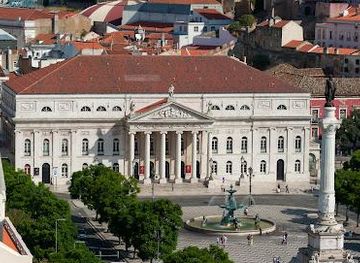 portugal/cascais/attraction/teatro-nacional-dona-maria-ii