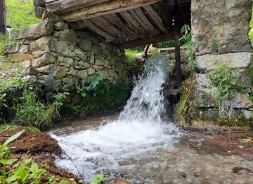 romania/mehedinti/attraction/water-mills-in-toplet