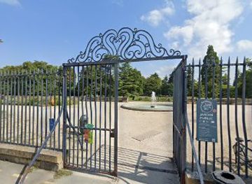 france/bordeaux-wine-region/attraction/arbre-remarquable-de-france-cypres-des-marais-du-mexique