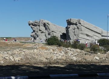 ukraine/kerch/attraction/adzhimushkayskiye-kamenolomni