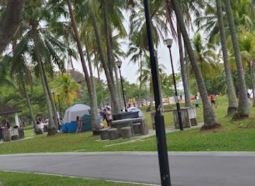 singapore/pasir-ris/attraction/pasir-ris-beach