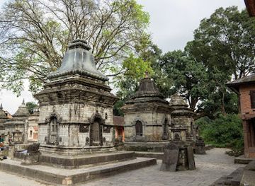nepal/kathmandu/pashupatinath/attraction/gorakhnath-temple