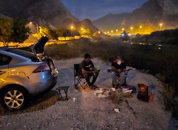 oman/muscat-governorate/attraction/camping-spot
