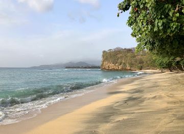 grenada/saint-george/attraction/grooms-beach