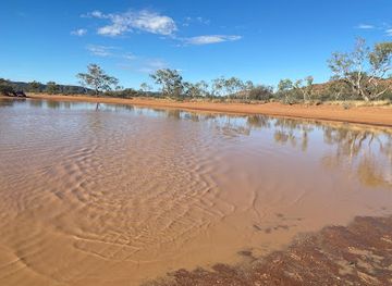 australia/macdonnell-ranges/attraction/clay-pans