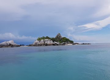 indonesia/bangka-belitung-islands/attraction/kepayang-island