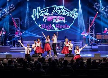 missouri/branson/attraction/hot-rods-high-heels