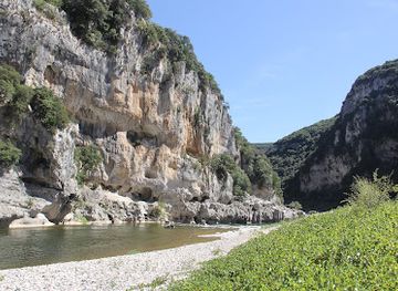 france/ardèche-gorges/attraction/rapide-de-figueras