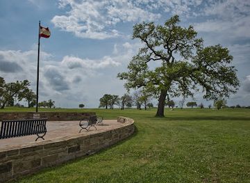 texas/college-station/attraction/six-flags-over-texas-monument