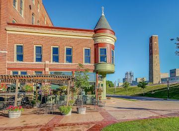 iowa/dubuque/attraction/stone-cliff-winery