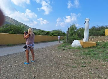 curacao/playa-kenepa/attraction/plantation-house-kenepa