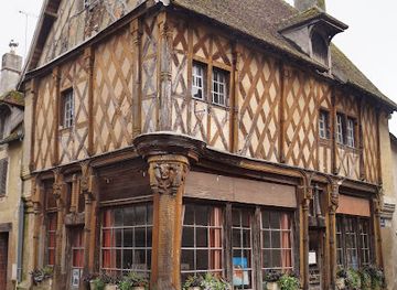 france/champagne/attraction/maison-de-bois