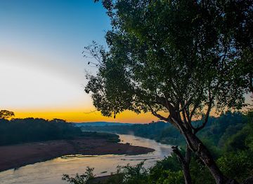 zimbabwe/bvumba-botanical-gardens/attraction/save-valley-conservancy