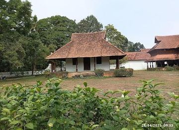 india/trivandrum/attraction/kuthira-maliga-palace-museum
