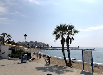 spain/marbella/attraction/lola-flores-statue