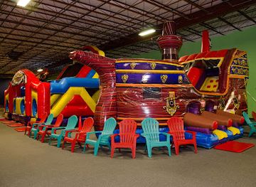 virginia/williamsburg/attraction/bounce-house-family-entertainment-center