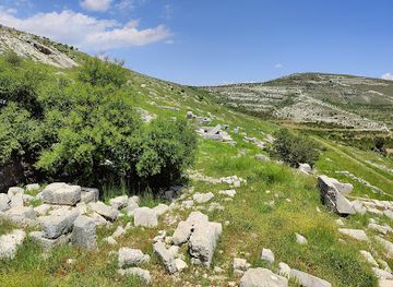 lebanon/marjeyoun/attraction/hosn-niha-roman-temple