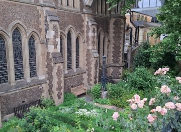 united-kingdom/london/attraction/southwark-cathedral-churchyard-and-herb-garden