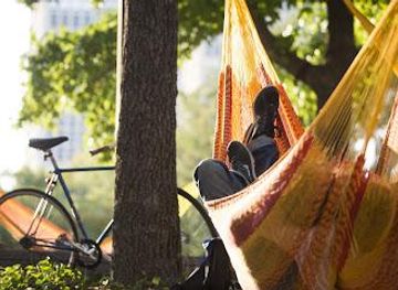 pennsylvania/philadelphia/attraction/spruce-street-harbor-park
